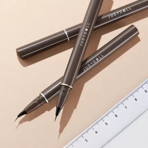 Ультратонка стійка підводка Judydoll Slim Liquid Eyeliner